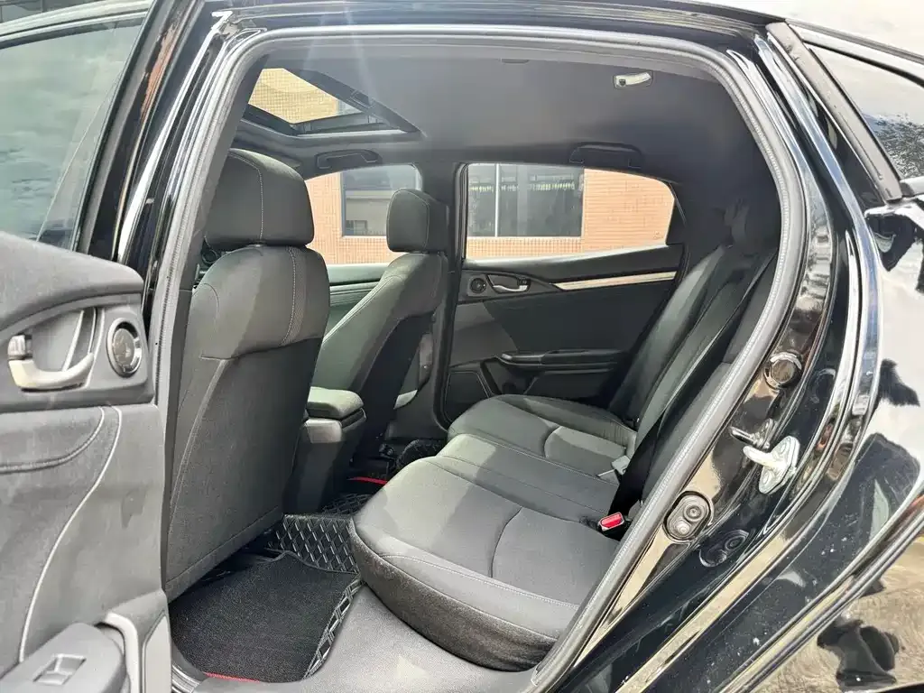 Honda Civic — фото 2