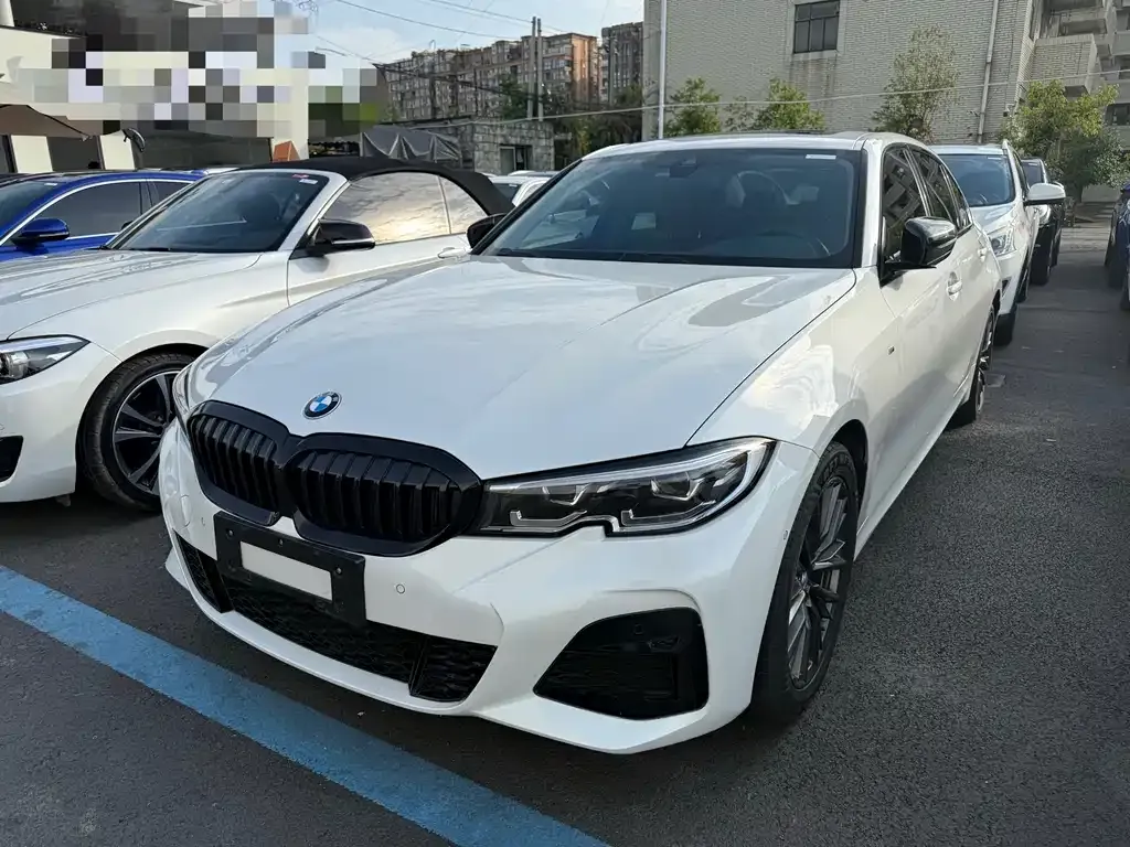 BMW 3 Series — фото 1