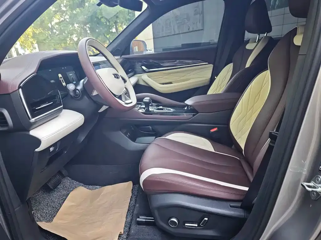 Geely Xingyue L 2022 из CN, фото 2
