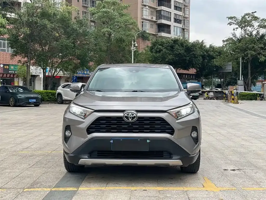 Toyota RAV4 2021 из CN, фото 7