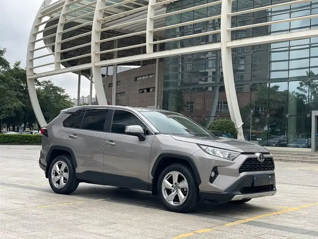 Toyota RAV4 2021 из CN, фото 8