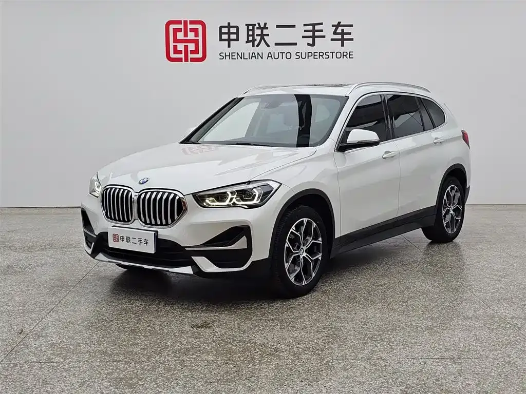 BMW X1 — фото 1