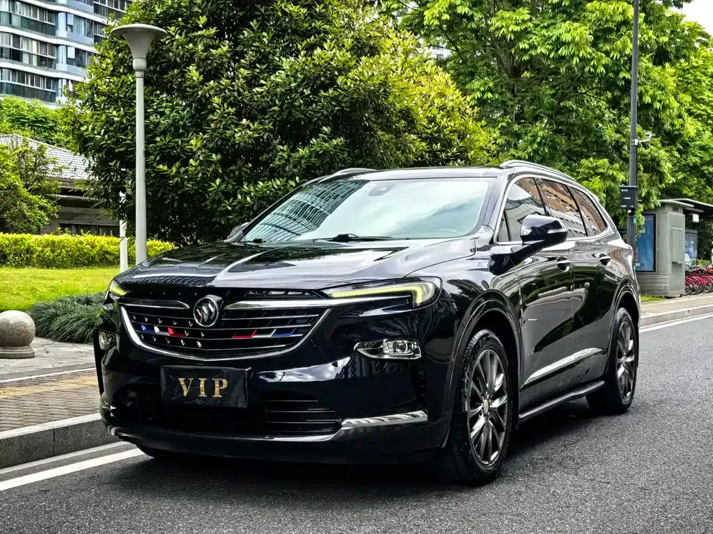 Buick Enclave — фото 1