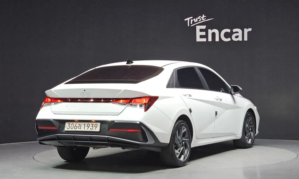 Hyundai AVANTE — фото 6