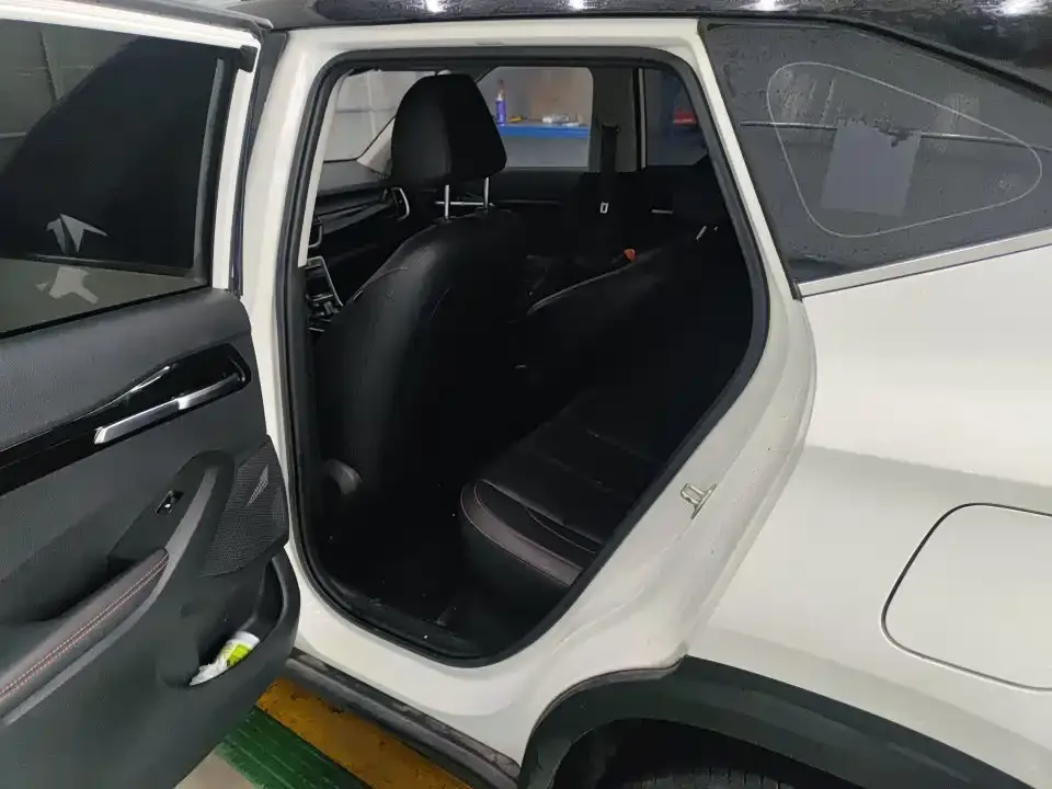Kia KX3 2023 из CN, фото 2
