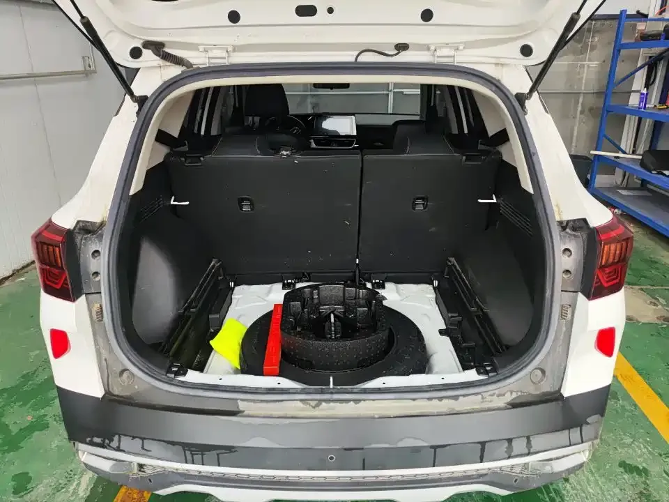 Kia KX3 2023 из CN, фото 7