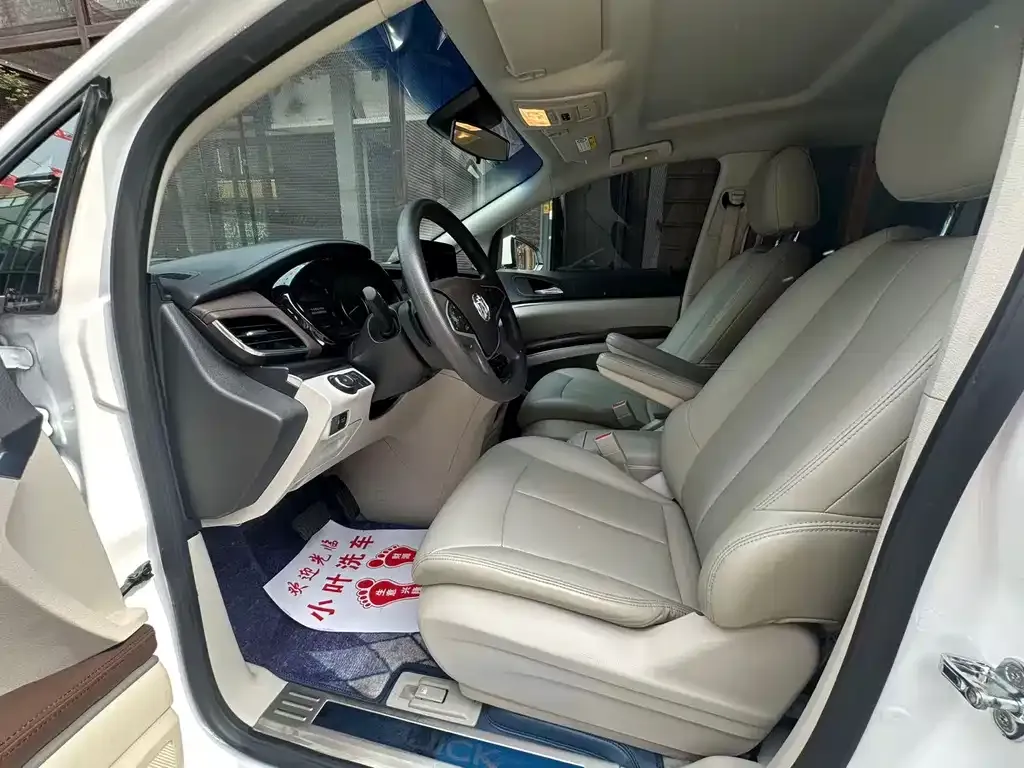 Buick GL8 2024 из CN, фото 5