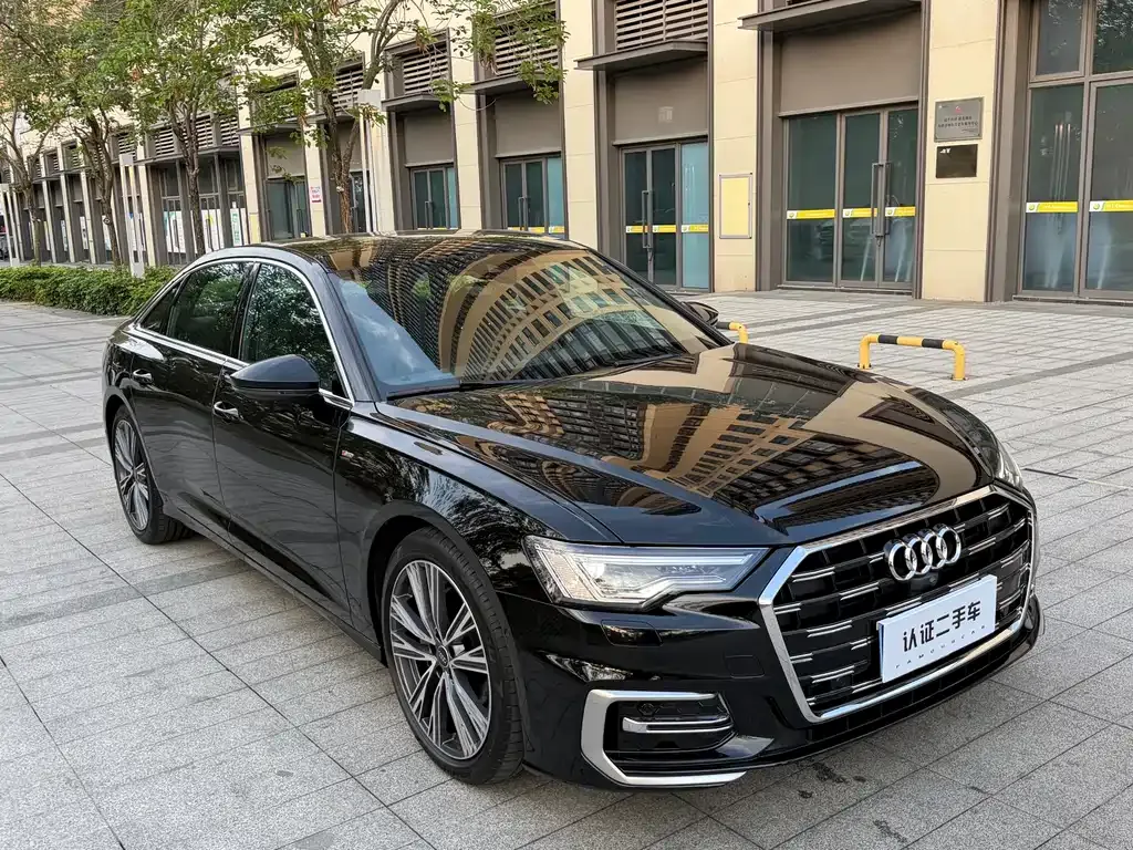 Audi A6L — фото 7