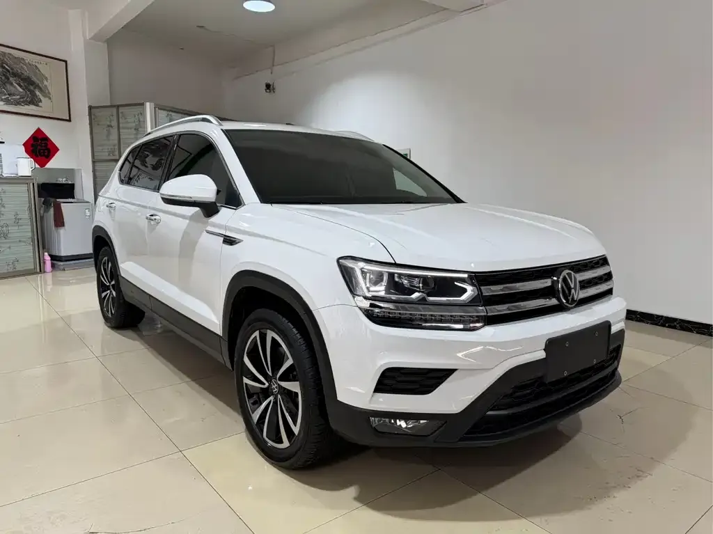 Volkswagen Tharu — фото 2
