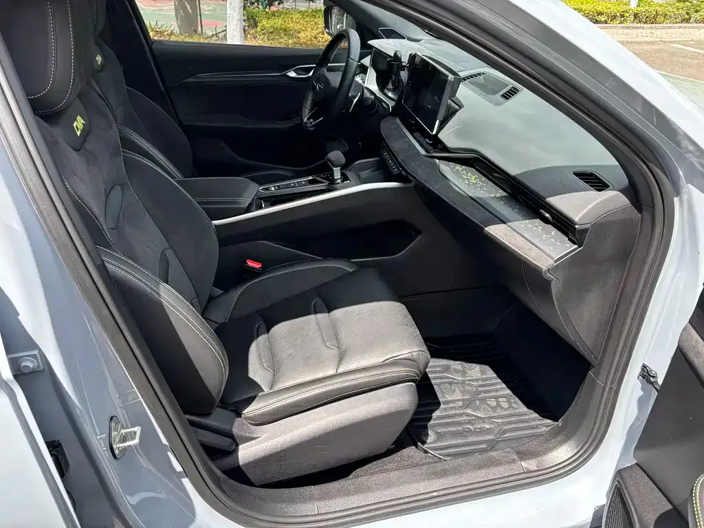 Geely Xingrui 2023 из CN, фото 9