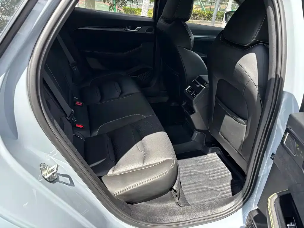 Geely Xingrui 2023 из CN, фото 2