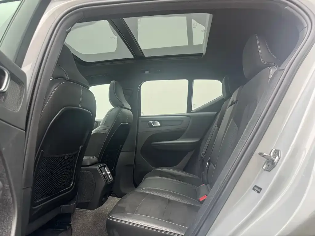 Volvo XC40 NEV 2021 из CN, фото 5
