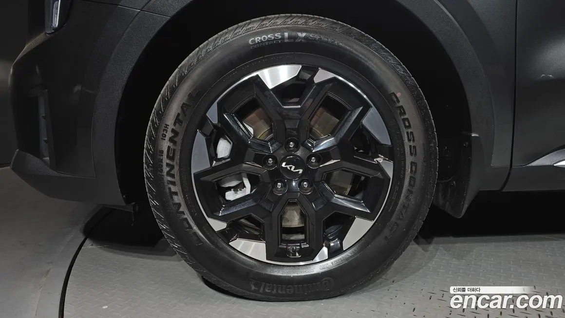 Kia Sorento — фото 5