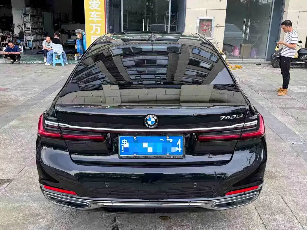 BMW 7 Series 2021 из CN, фото 5