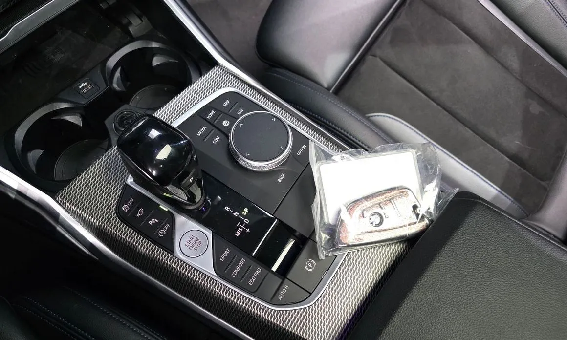 BMW 3-Series 2021 из KR, фото 7