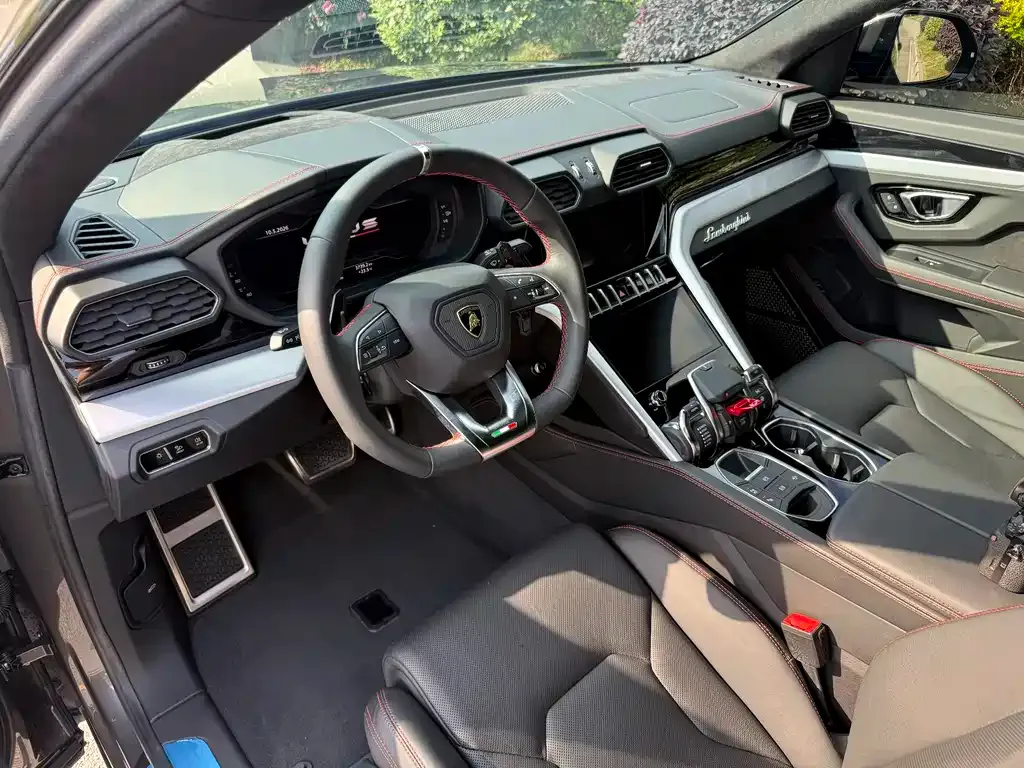 Lamborghini Urus 2021 из CN, фото 3