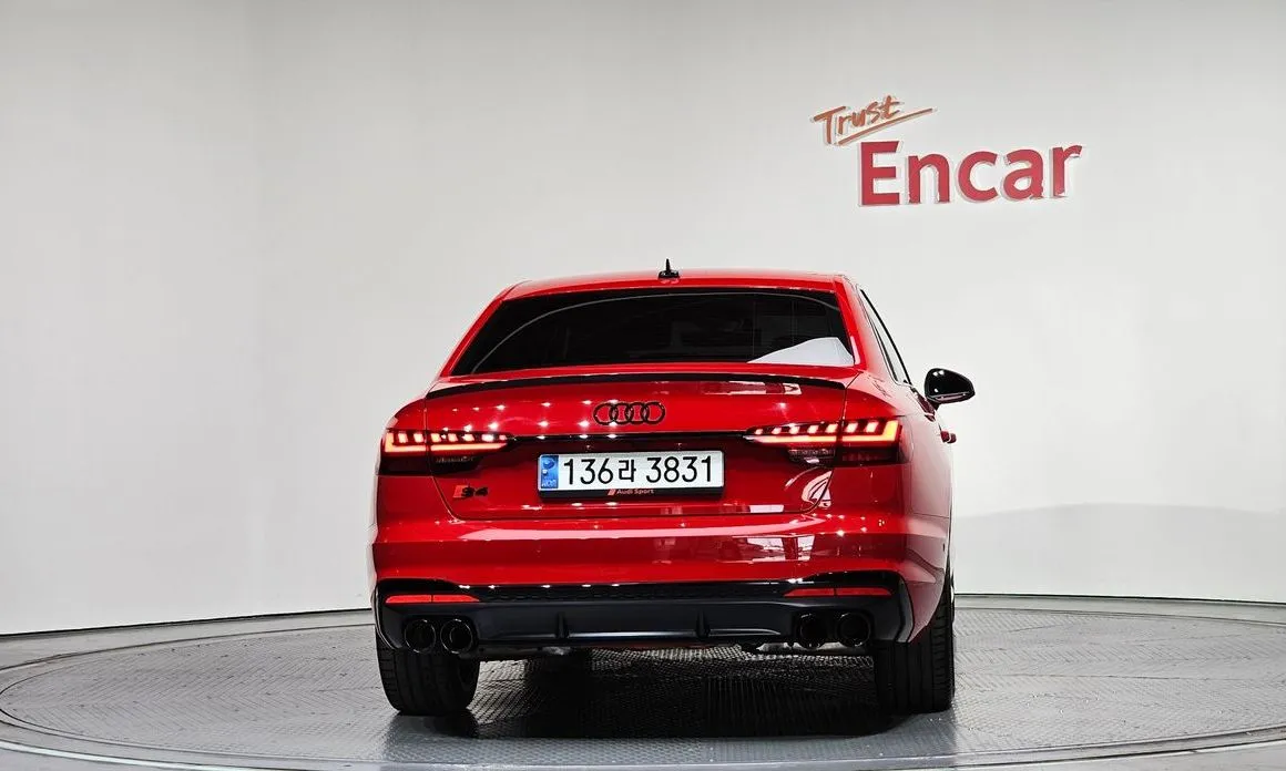 Audi S4 2023 из KR, фото 3