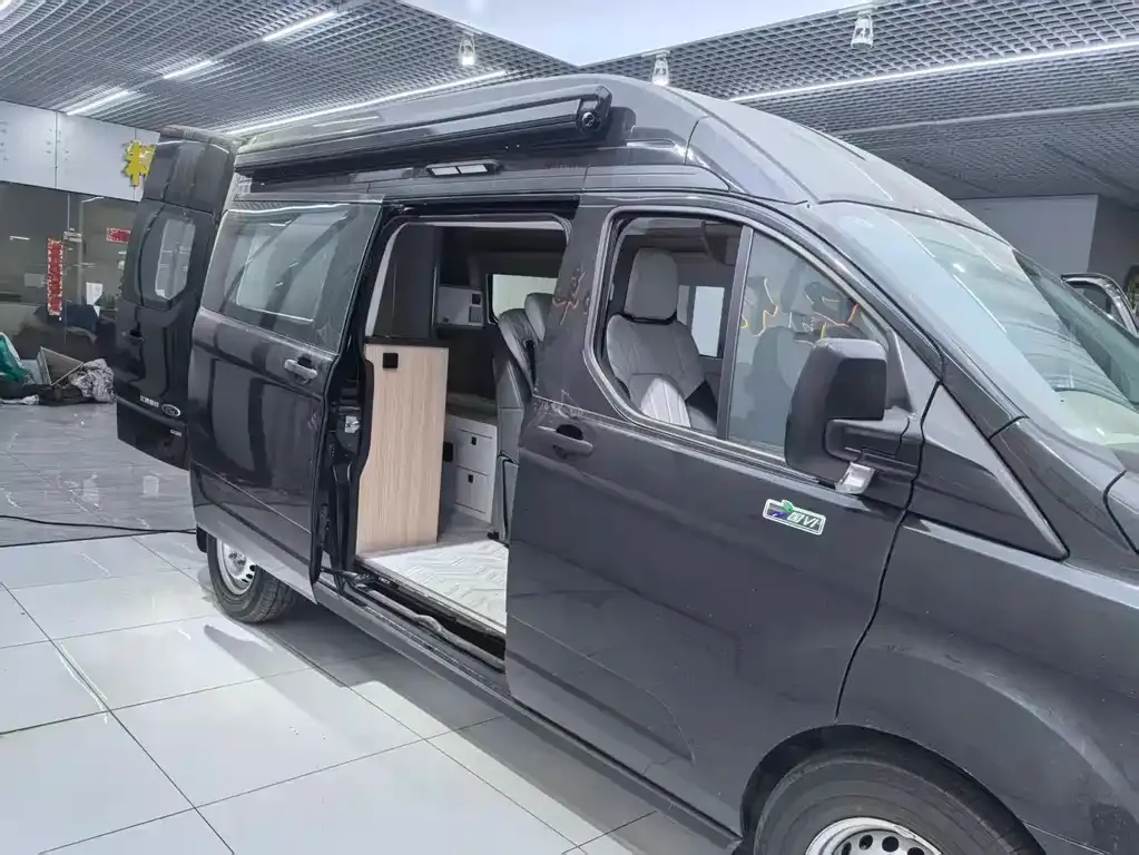 Ford Transit 2024 из CN, фото 8