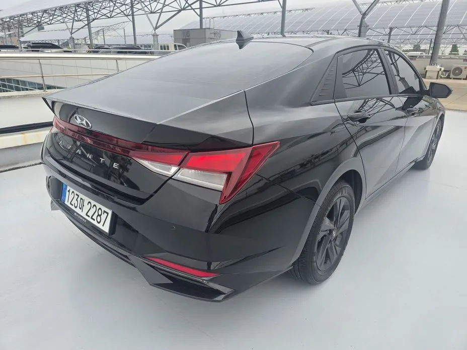 Hyundai AVANTE 2023 из KR, фото 6