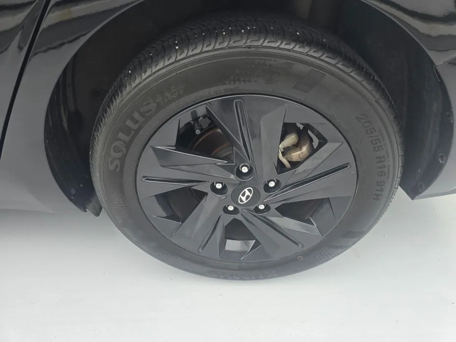 Hyundai AVANTE 2023 из KR, фото 5