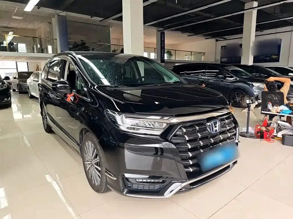 Honda Elysion 2022 из CN, фото 2