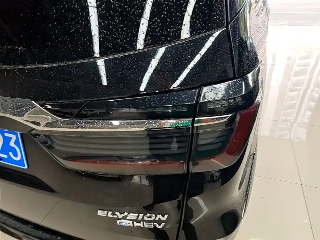 Honda Elysion 2022 из CN, фото 8