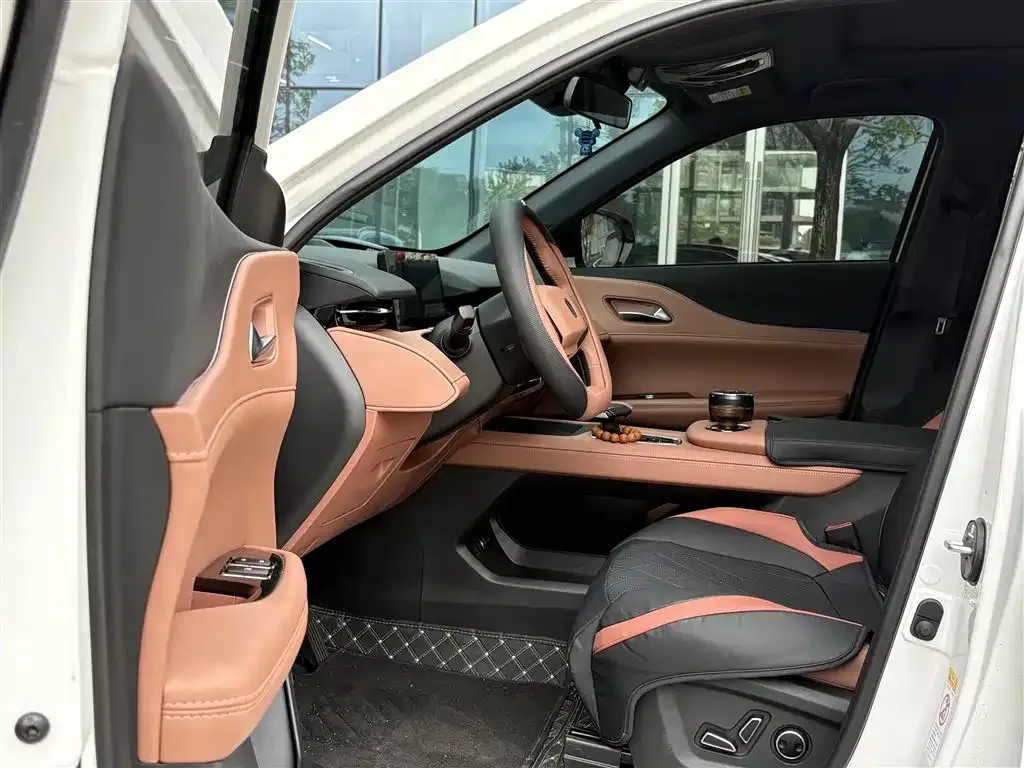 Changan UNI-Z 2025 из CN, фото 6