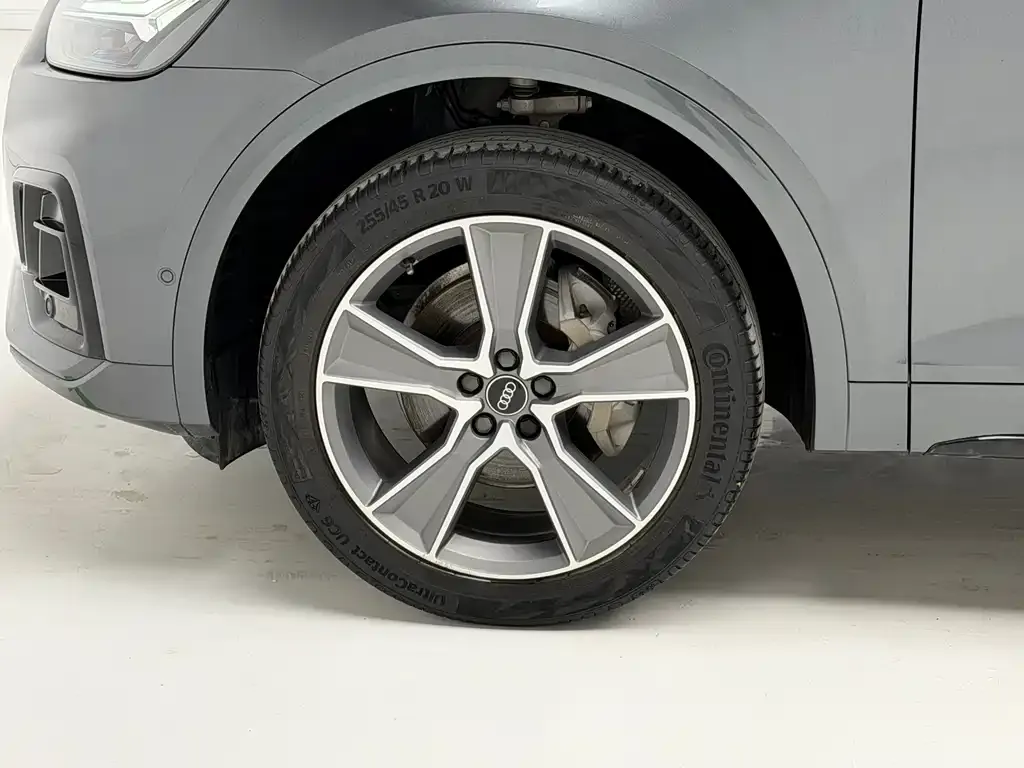 Audi Q5L 2021 из CN, фото 9