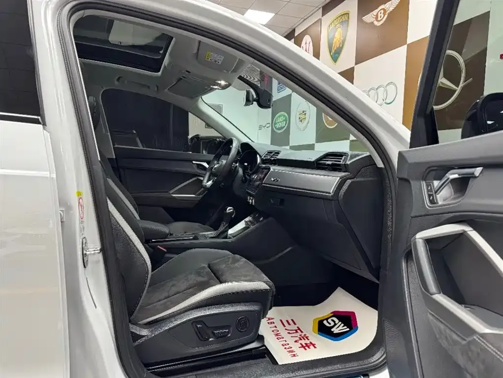 Audi Q3 2022 из CN, фото 10