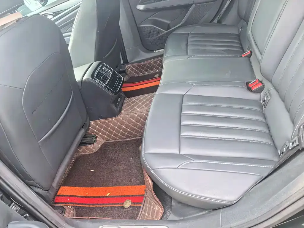 Volkswagen Passat New Energy 2023 из CN, фото 8