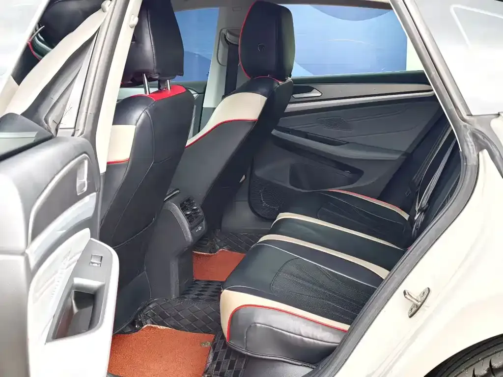 Volkswagen Lamando 2023 из CN, фото 4