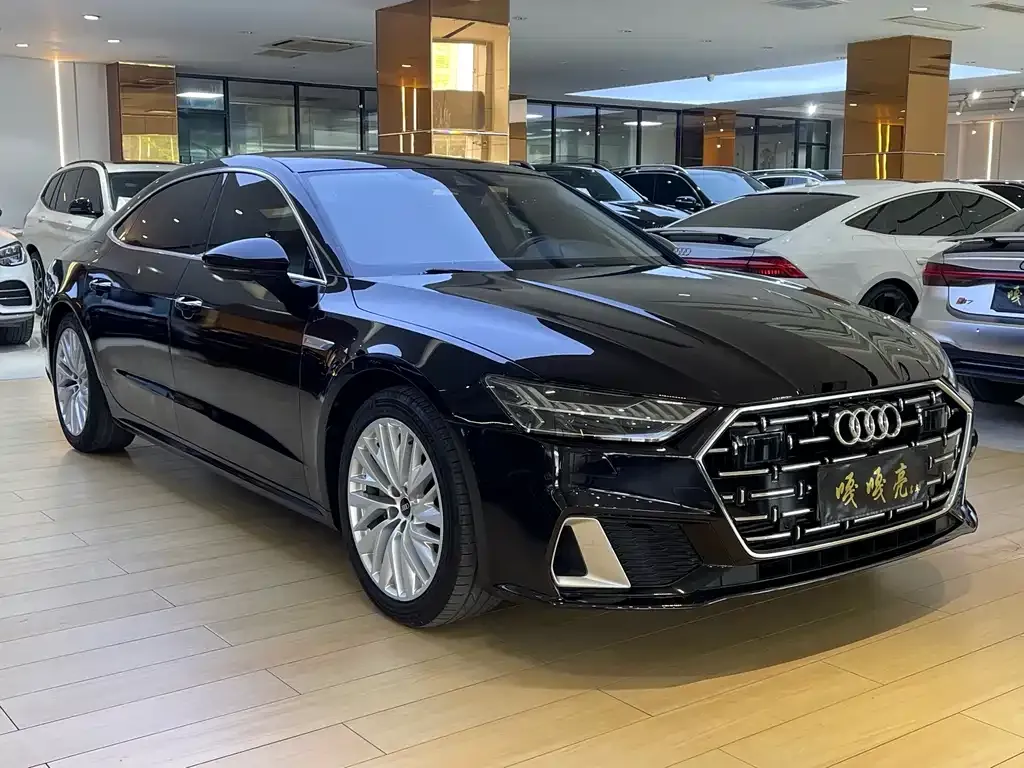 Audi A7L — фото 2