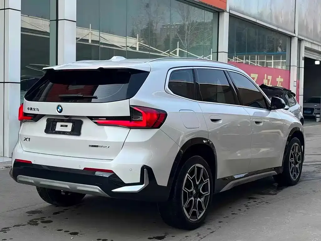 BMW X1 2023 из CN, фото 9