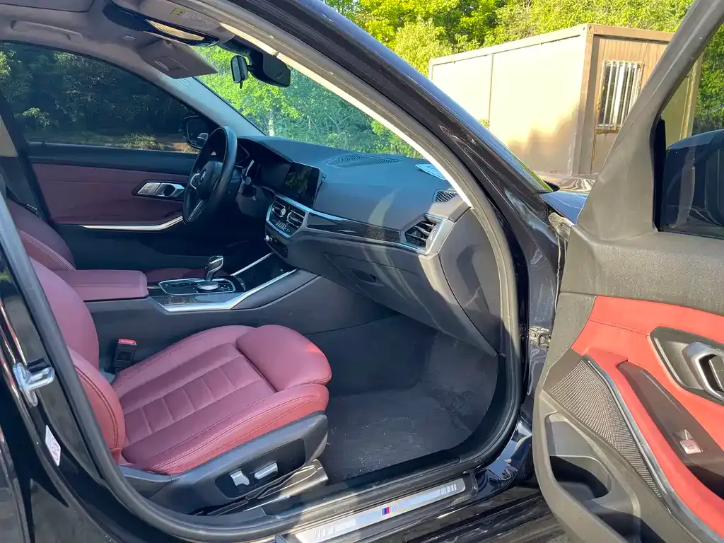 BMW 3 Series — фото 10