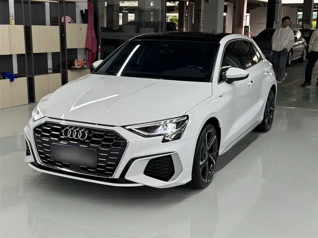 Audi A3 2024 из CN, фото 9