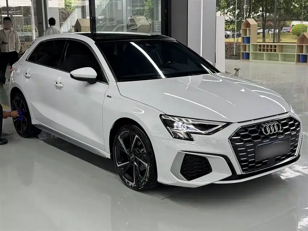 Audi A3 2024 из CN, фото 6