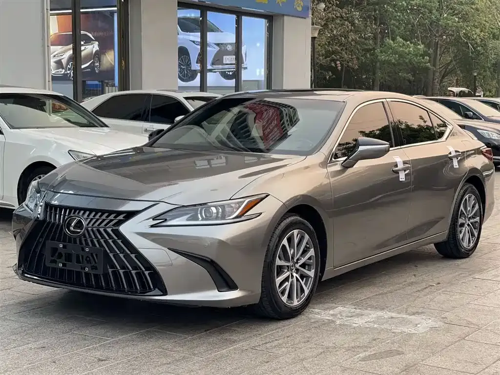Lexus ES 2024 из CN, фото 1