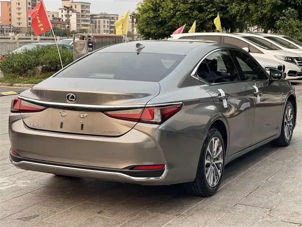 Lexus ES 2024 из CN, фото 7