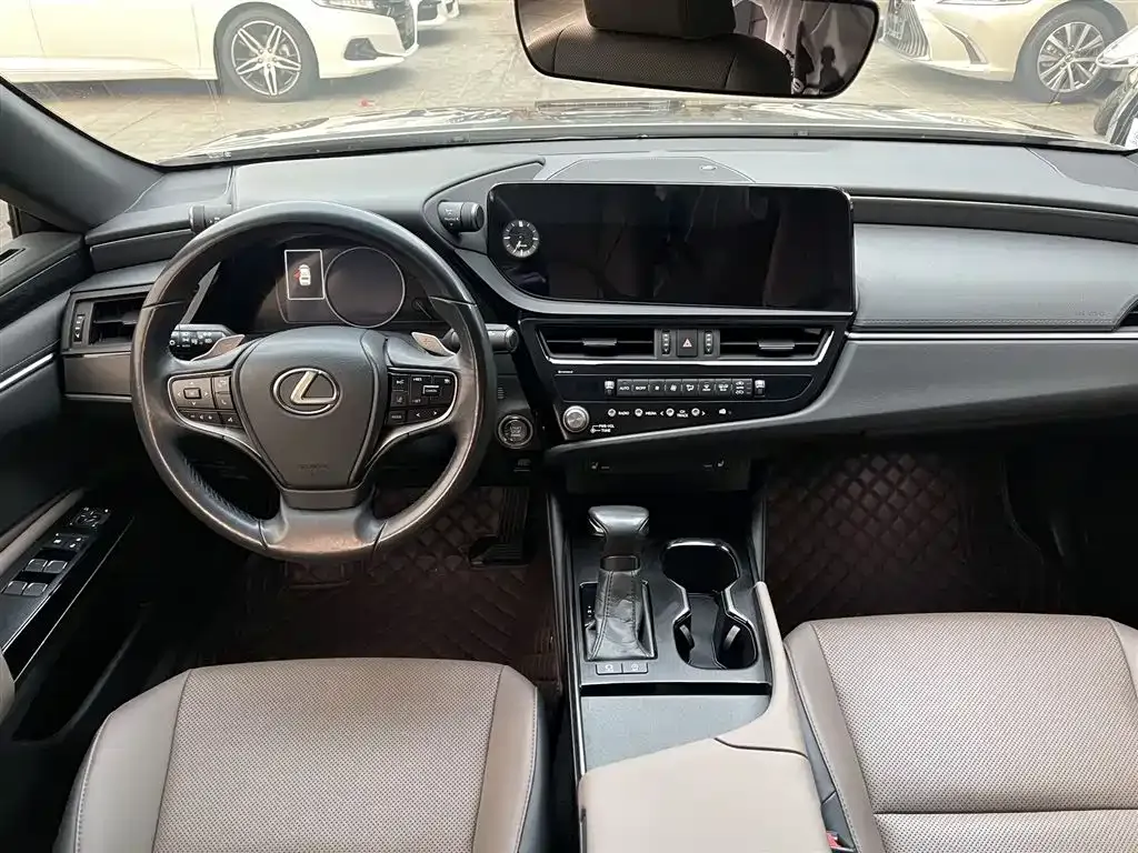Lexus ES 2024 из CN, фото 9