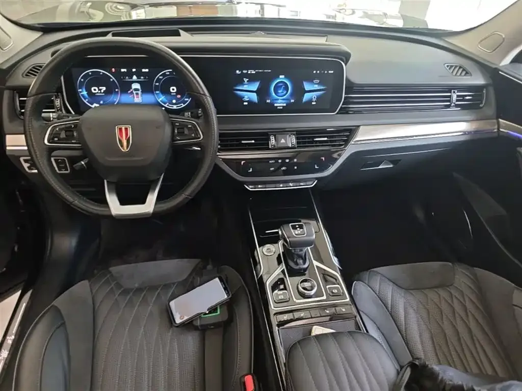 Hongqi HS5 2023 из CN, фото 2