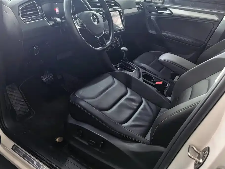 Volkswagen Tiguan L 2021 из CN, фото 8