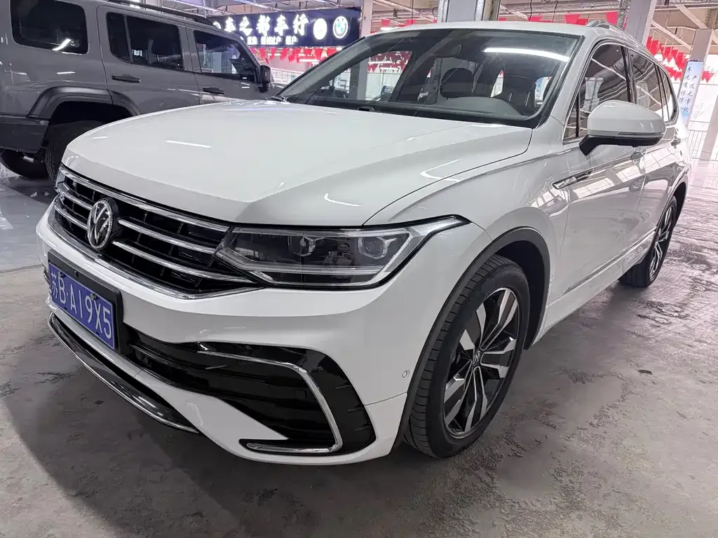 Volkswagen Tiguan L 2021 из CN, фото 1