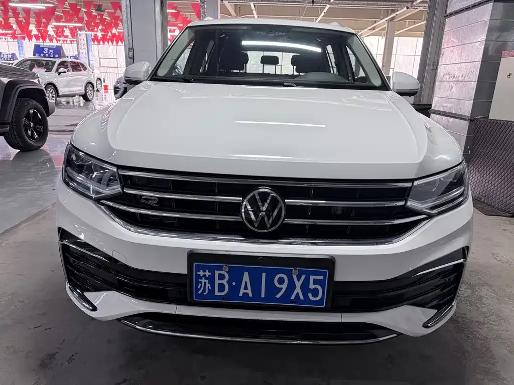 Volkswagen Tiguan L 2021 из CN, фото 4