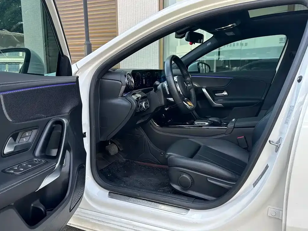 Mercedes-Benz A-Class 2025 из CN, фото 5