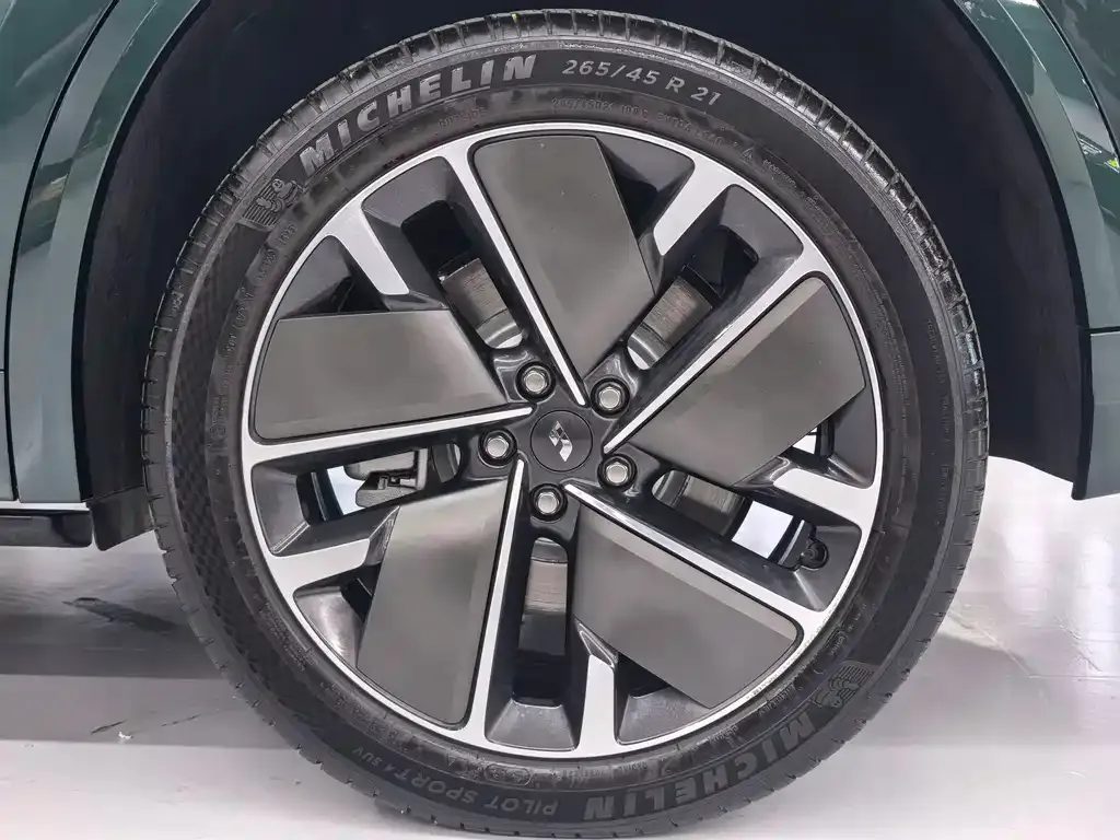 Li Auto L8 2025 из CN, фото 10
