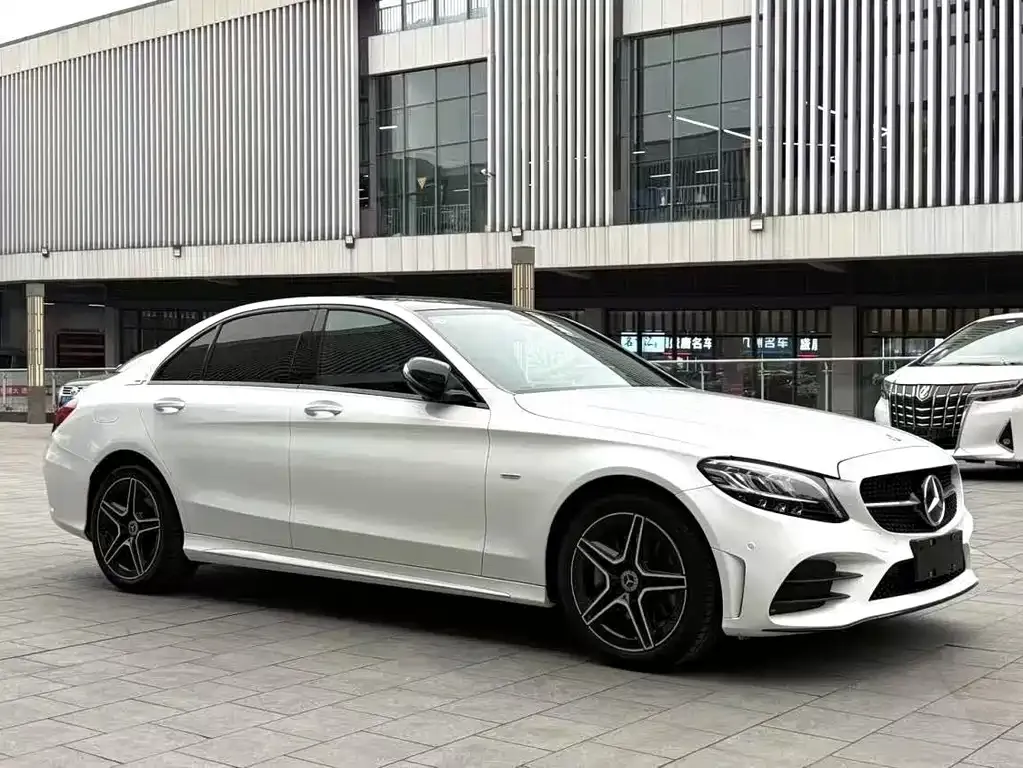 Mercedes-Benz C-Class — фото 8