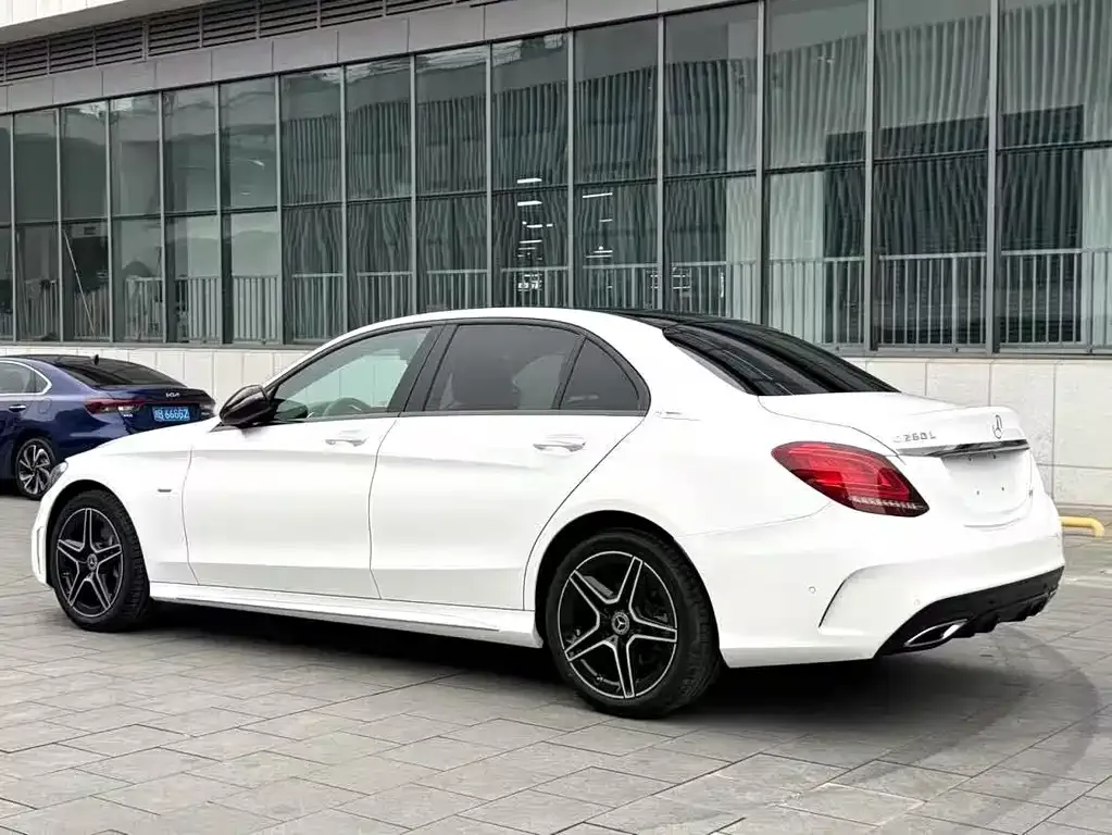 Mercedes-Benz C-Class — фото 5