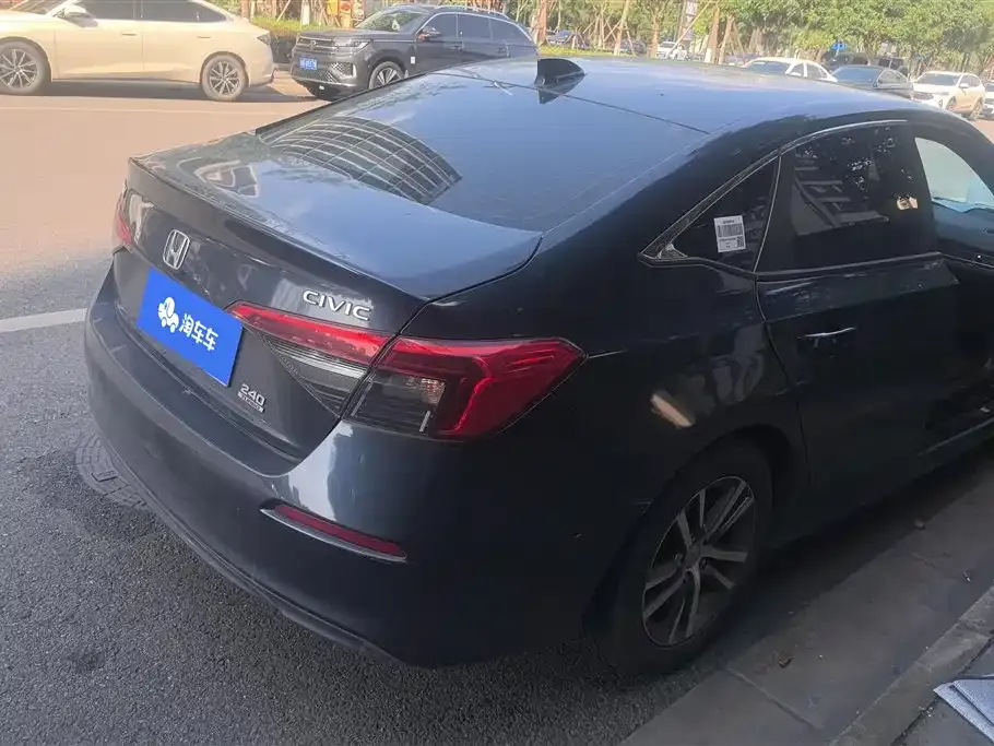 Honda Civic — фото 6
