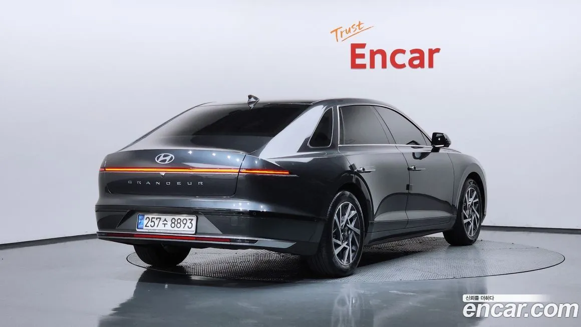 Hyundai Grandeur 2023 из KR, фото 8