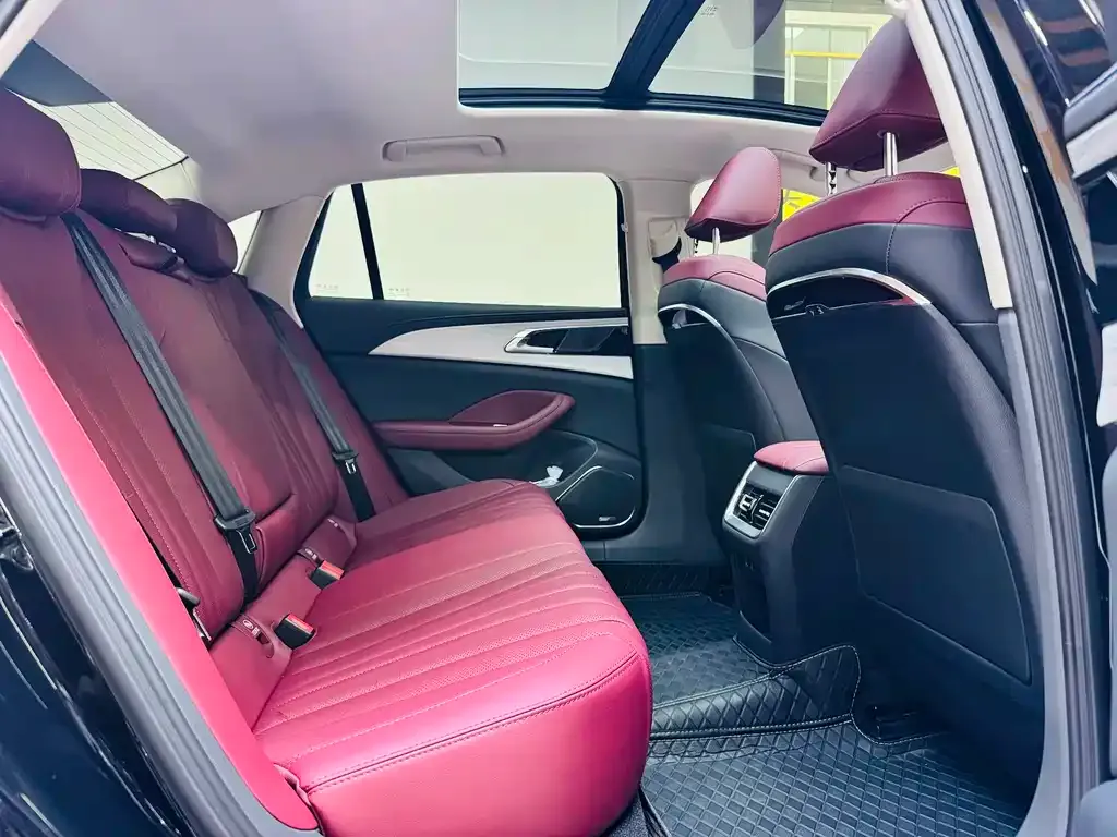 Hongqi H5 2025 из CN, фото 8